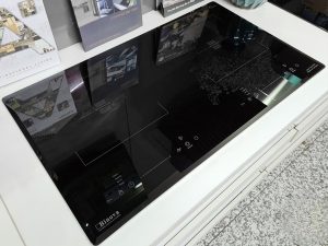 hinh anh san pham bep tu binova bi 555gm