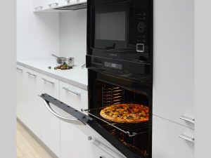 hinh anh lap dat lo vi song malloca mw 927bg