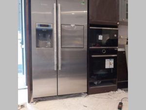 lap dat tu lanh side by side bosch kag90ai20g