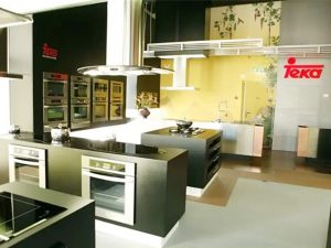 showroom trung bay may rua bat teka lp8 820