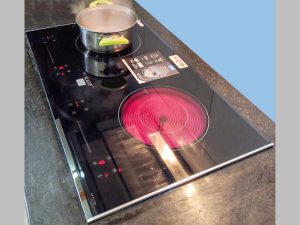 Bếp điện từ Kaff KF-FL108 2 nau cho khach hang xem truc quan bep dien tu kaff kf fl108