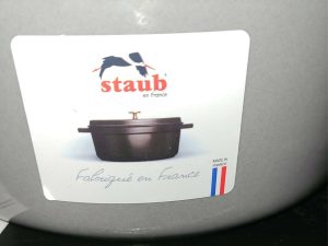 Nồi gang Staub Round Cocotte Grey 22cm 4 tem san pham noi gang staub round cocotte grey 22cm