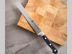 hinh anh thuc te dao cat banh mi zwilling twin chef bread knife 20cm