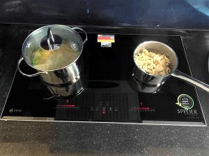 Bếp từ Spelier SPE IC1089B 5 hinh anh lap dat thuc te bep tu spelier spe ic1089b