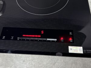 bang dieu khien Bep tu eurosun