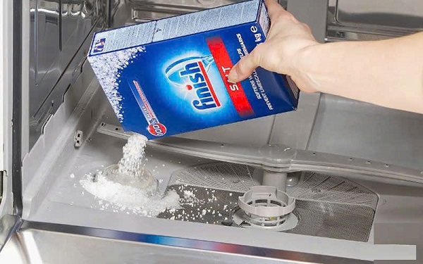 vi tri do muoi cho may rua bat