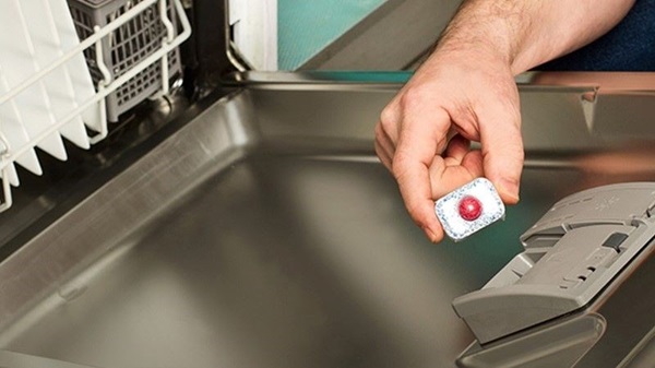 Cách Dùng Đúng Muối, Nước Làm Bóng Và Viên Rửa Bát 1