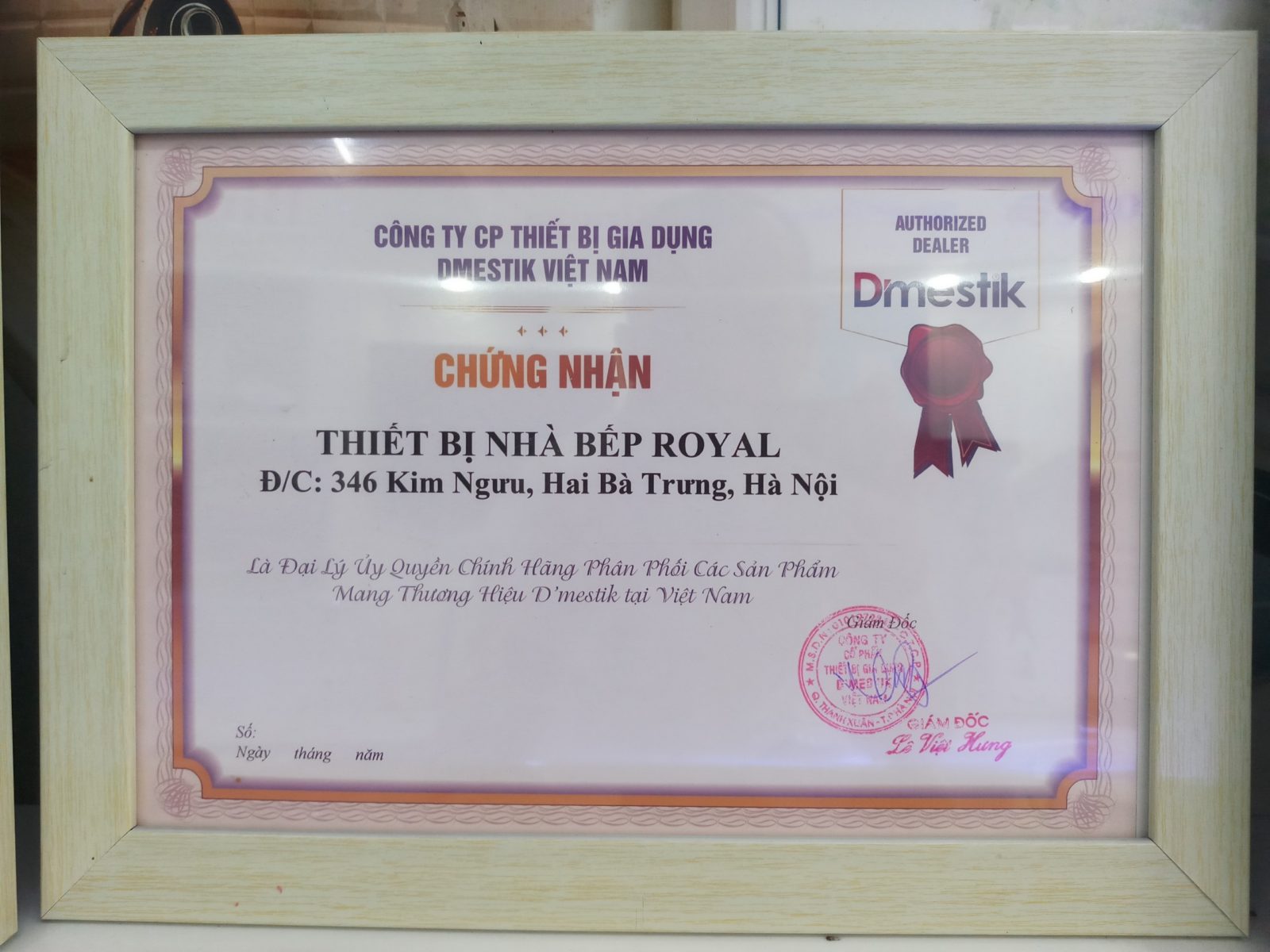Máy hút mùi Dmestik SWAN ISLAND 90 9 Bếp ROYAL là đại lý chính thức của dmestik